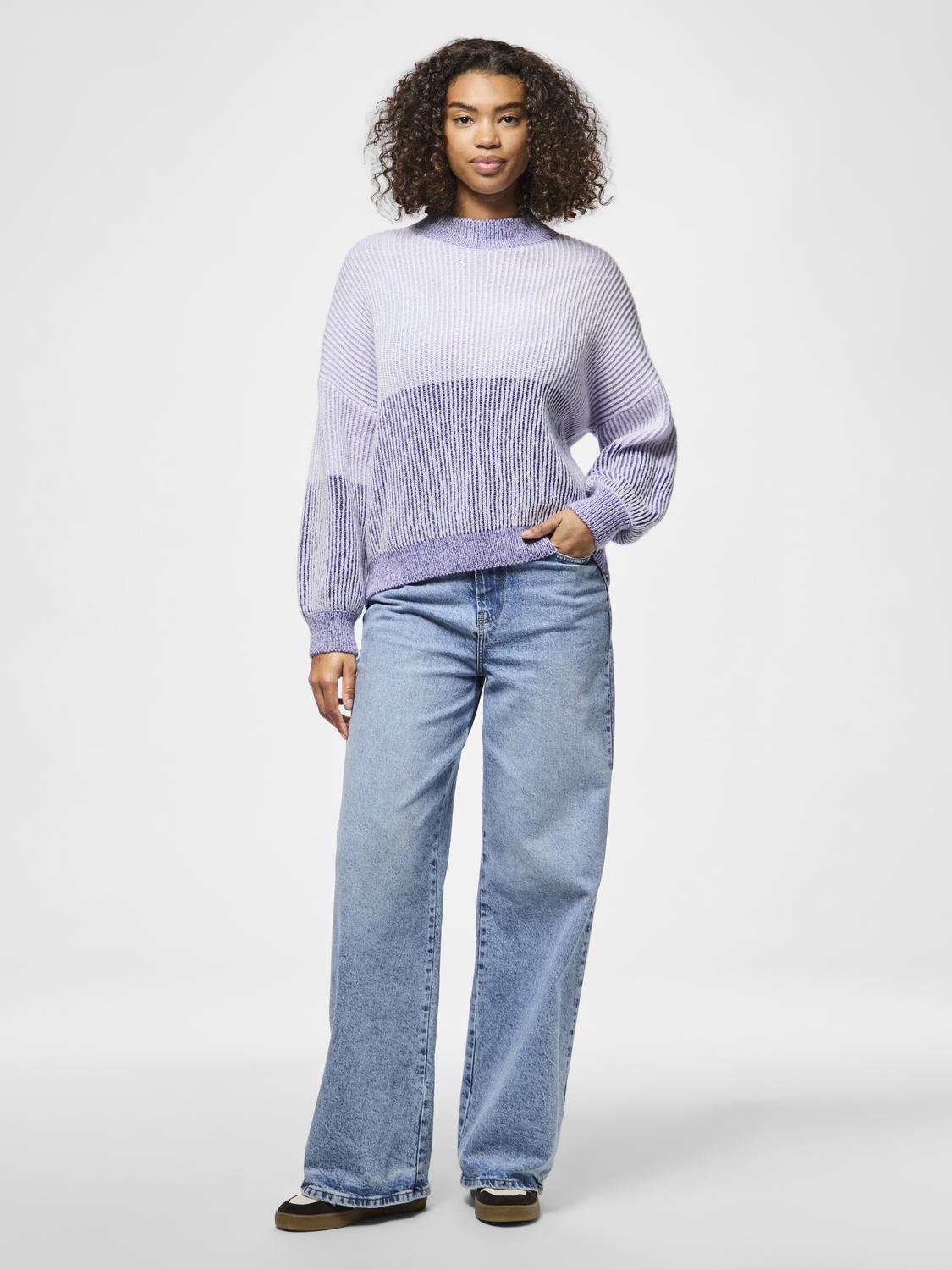 model_shot-front_full